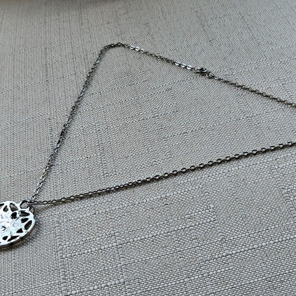 Vintage Necklace Silver Tone Chain Fashion Jewelry Heart Shape Pendant Necklace - Picture 4 of 10